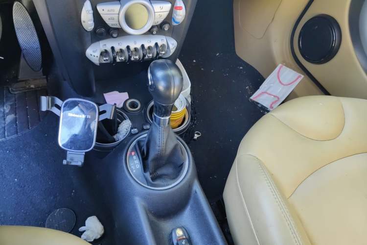 Used MINI Clubman 2007 1.6L COOPER Excitement Gear Lever