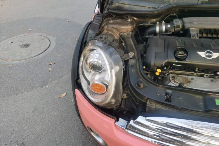 Used MINI Clubman 2007 1.6L COOPER Fun Right Front Headlight