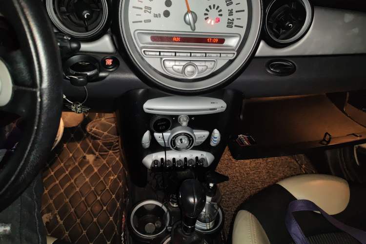 Used MINI Clubman 2007 1.6L COOPER Fun Audio And AC Panel
