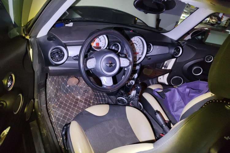 Used MINI Clubman 2007 1.6L COOPER Fun Center Console