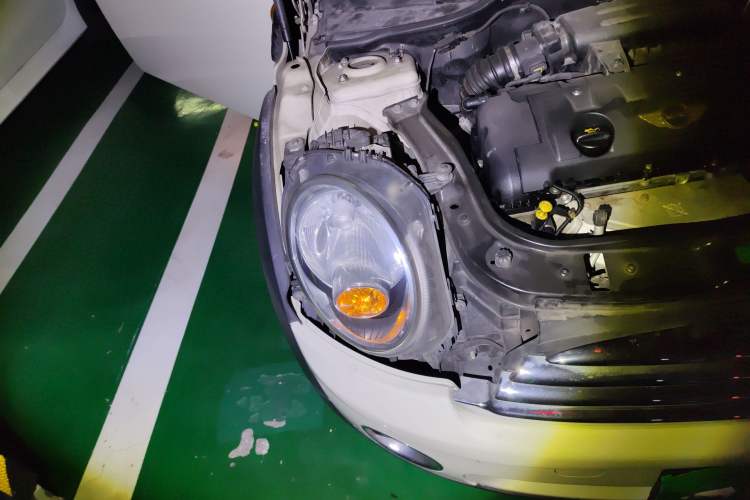 Used MINI Clubman 2007 1.6L COOPER Fun Right Front Headlight