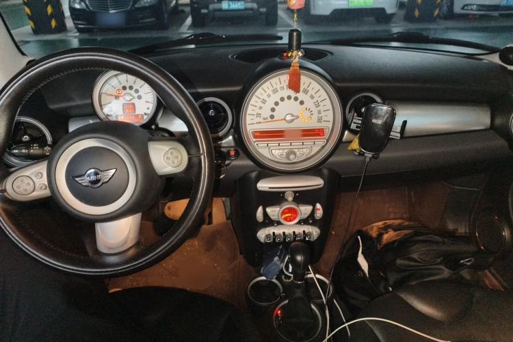 Used MINI Clubman 2008 1.6T COOPER S Center Console