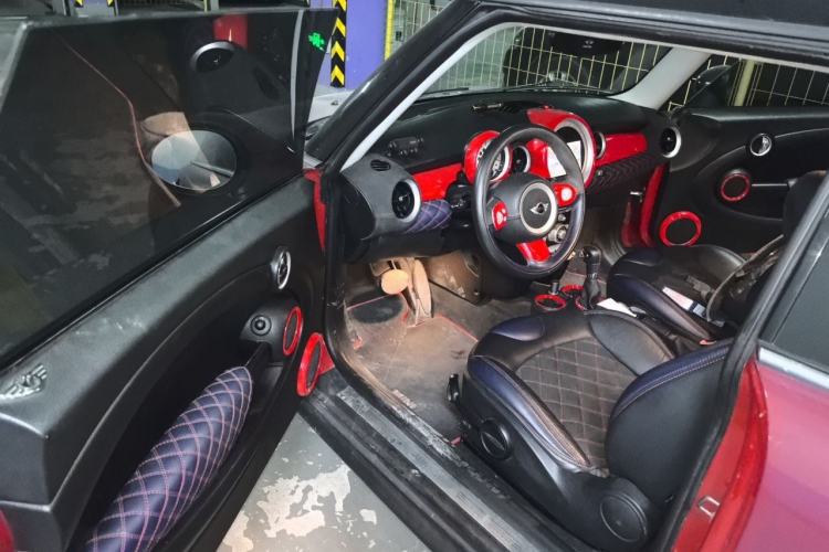 Used MINI Clubman 2010 1.6L COOPER Cheer Driver Seat