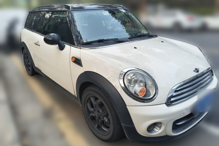 Used MINI Clubman 2010 1.6L COOPER Cheer Front Right 45 Deg