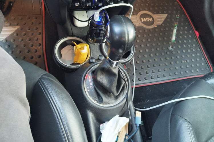 Used MINI Clubman 2010 1.6L COOPER Cheer Gear Lever
