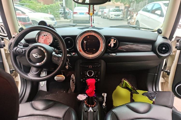 Used MINI Clubman 2011 1.6T COOPER S Center Console
