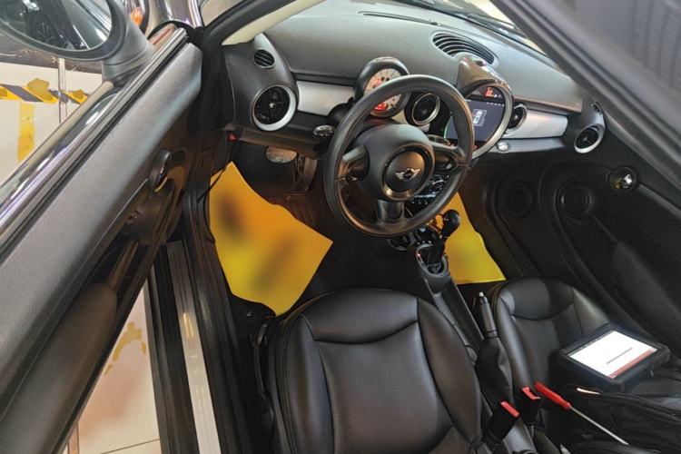 Used MINI Clubman 2011 1.6L ONE Driver Seat