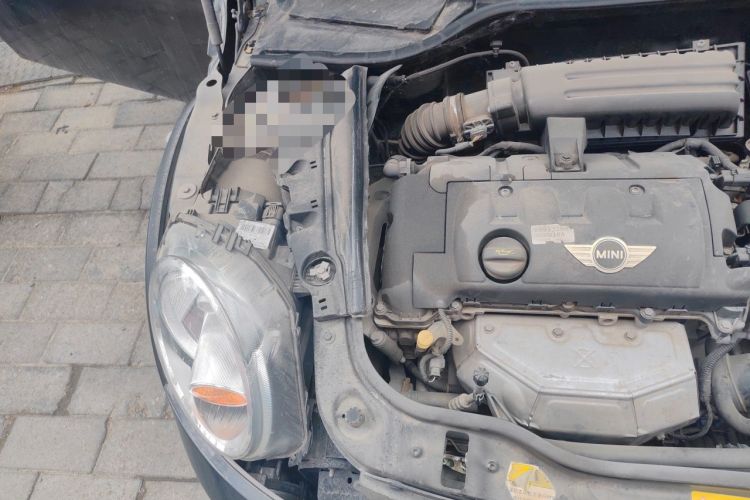 Used MINI Clubman 2011 1.6L COOPER Fun Engine Bay Right