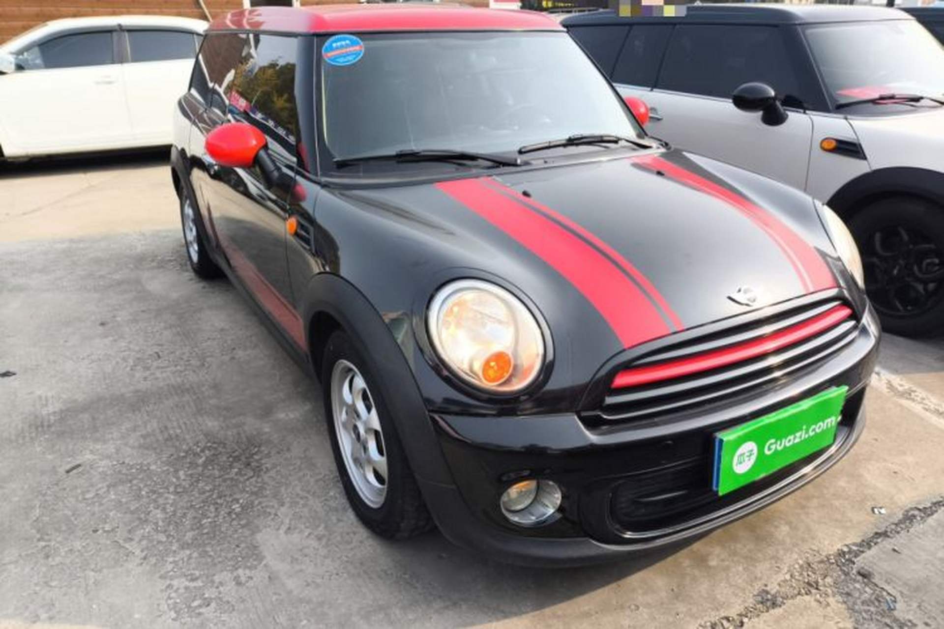 Used MINI Clubman 2011 1.6L ONE Front Right 45 Deg