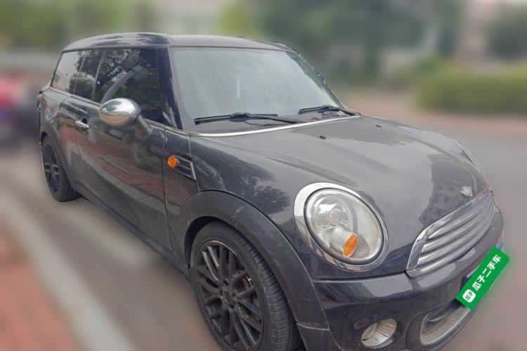 Used MINI Clubman 2011 1.6L ONE Front Right 45 Deg