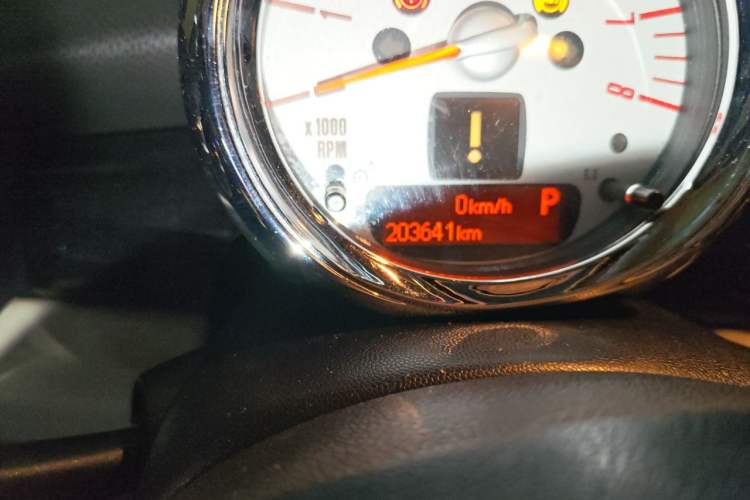Used MINI Clubman 2011 1.6L COOPER Excitement Odometer Close Up