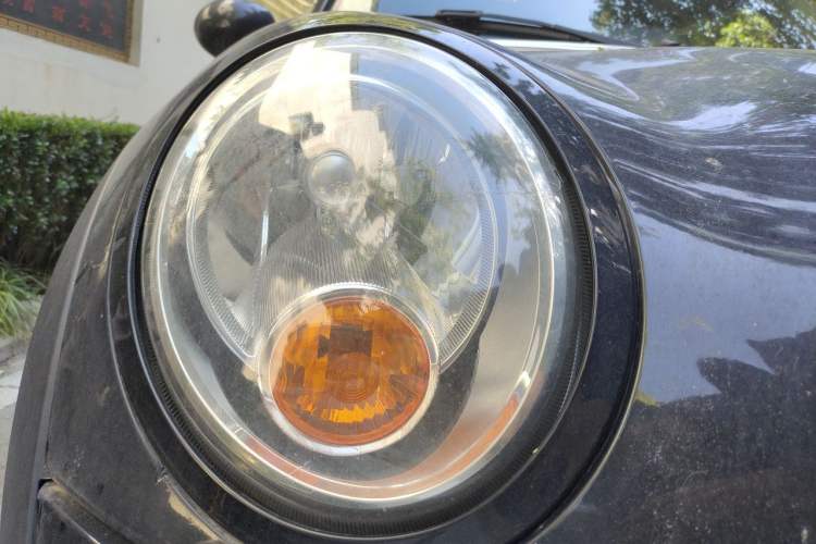 Used MINI Clubman 2011 1.6L ONE Right Front Headlight