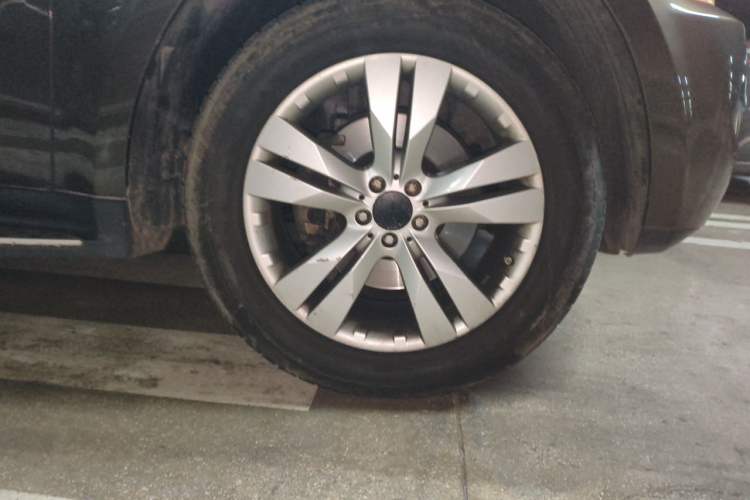Used MINI Clubman 2011 1.6T COOPER S Right Front Wheel Hub