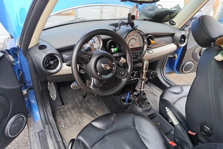 Used MINI Clubman 2011 1.6T COOPER S Center Console
