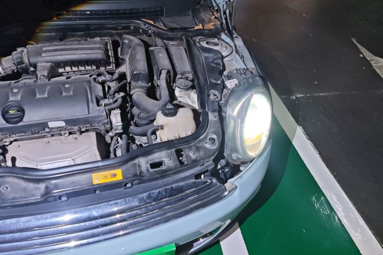 Used MINI Clubman 2011 1.6L ONE Engine Bay Left