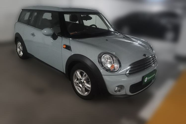 Used MINI Clubman 2011 1.6L ONE Front Right 45 Deg