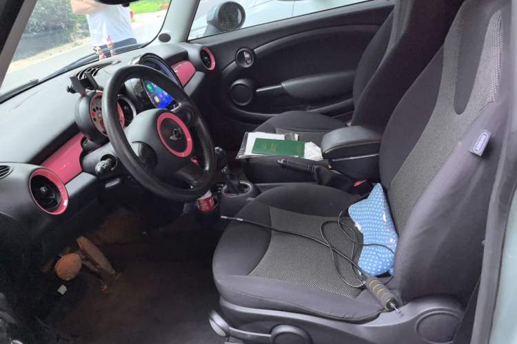 Used MINI Clubman 2011 1.6L ONE Left Front Seat