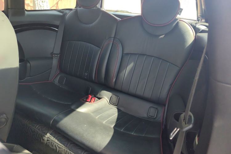 Used MINI Clubman 2011 1.6T COOPER S Hampton Left Rear Seat