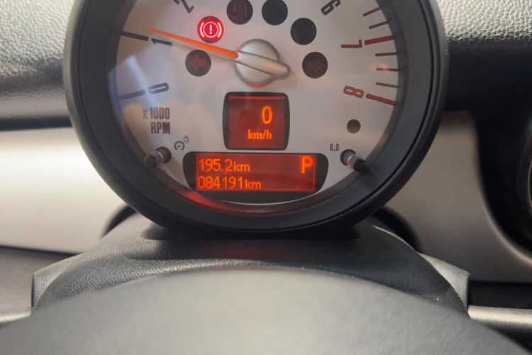 Used MINI Clubman 2011 1.6L COOPER Fun Odometer Close Up