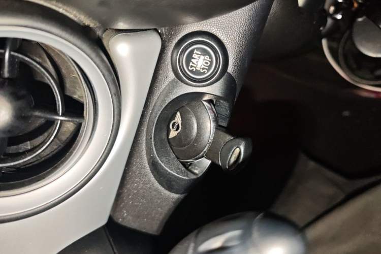 Used MINI Clubman 2011 1.6L ONE Vehicle Key