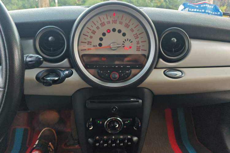 Used MINI Clubman 2011 1.6L ONE Audio And AC Panel