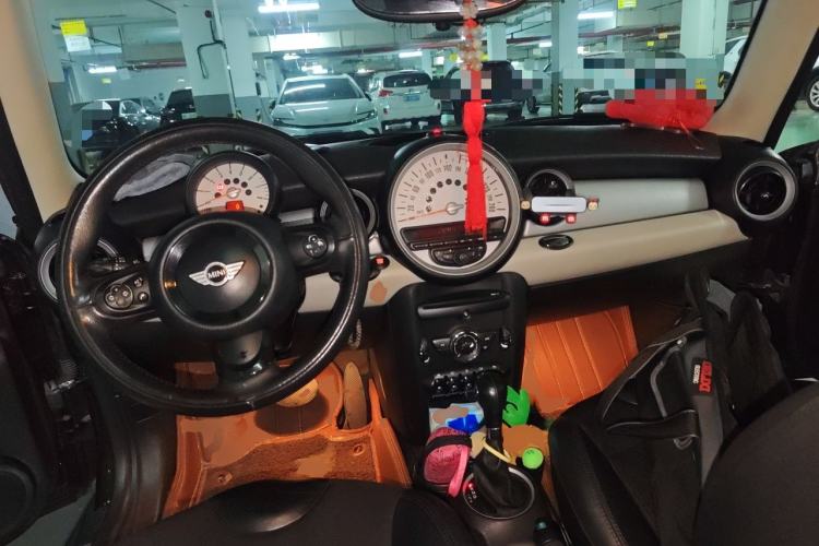 Used MINI Clubman 2011 1.6L COOPER Fun Center Console