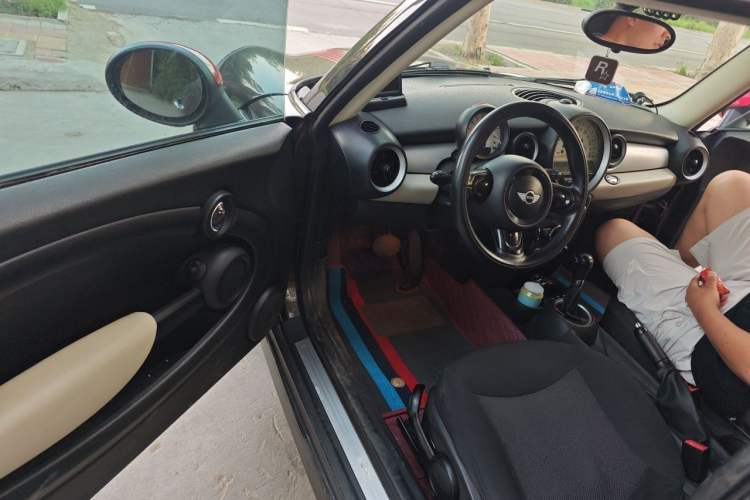 Used MINI Clubman 2011 1.6L ONE Driver Seat