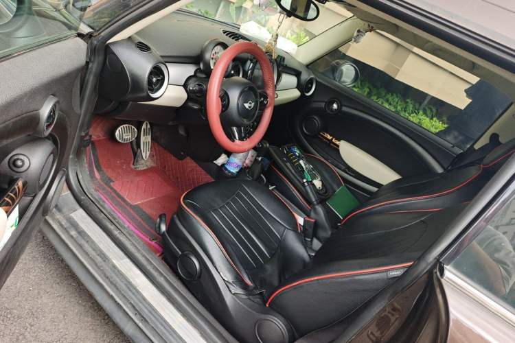 Used MINI Clubman 2011 1.6L ONE Driver Seat