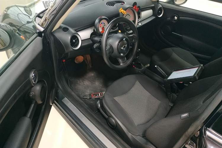 Used MINI Clubman 2011 1.6L ONE Driver Seat