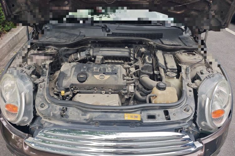Used MINI Clubman 2011 1.6L COOPER Fun Engine Bay