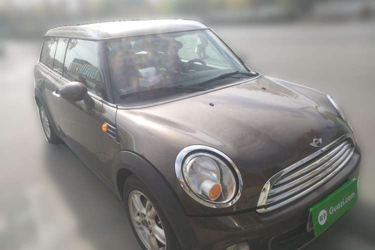 Used MINI Clubman 2011 1.6L ONE Front Right 45 Deg