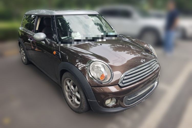 Used MINI Clubman 2011 1.6L COOPER Fun Front Right 45 Deg