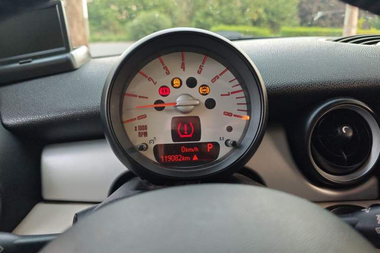 Used MINI Clubman 2011 1.6L ONE Instrument Cluster