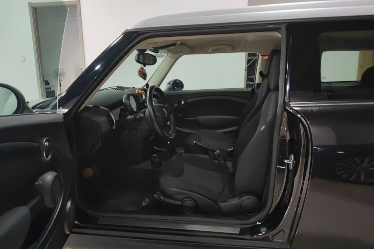 Used MINI Clubman 2011 1.6L ONE Interior 1