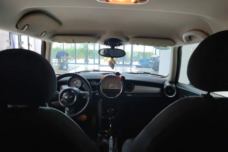 Used MINI Clubman 2011 1.6L ONE Interior 2
