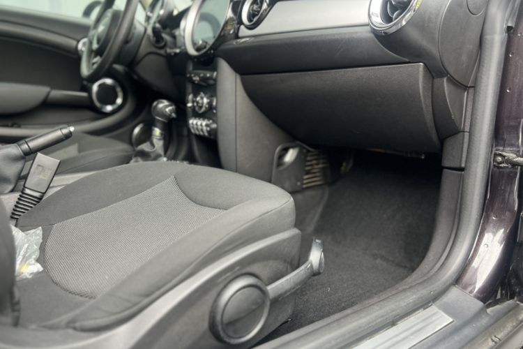 Used MINI Clubman 2011 1.6L ONE Interior 7