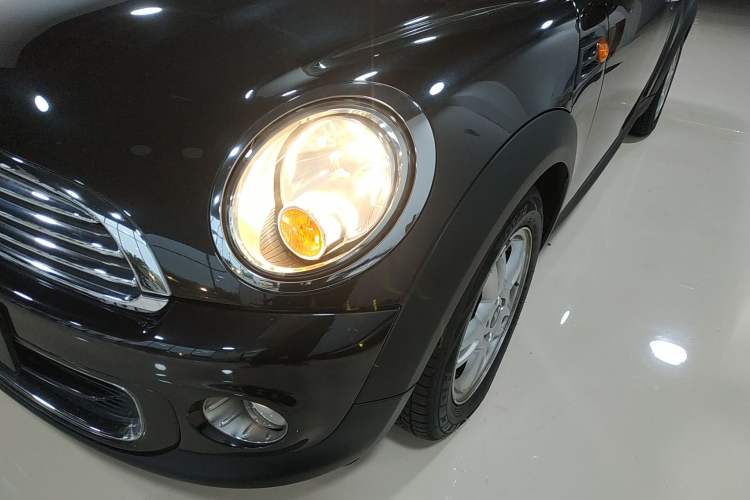 Used MINI Clubman 2011 1.6L ONE Left Front Headlight