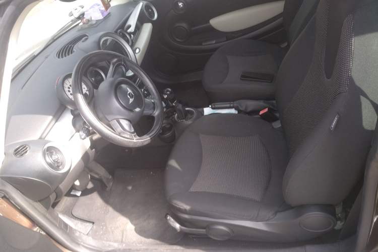 Used MINI Clubman 2011 1.6L ONE Left Front Seat