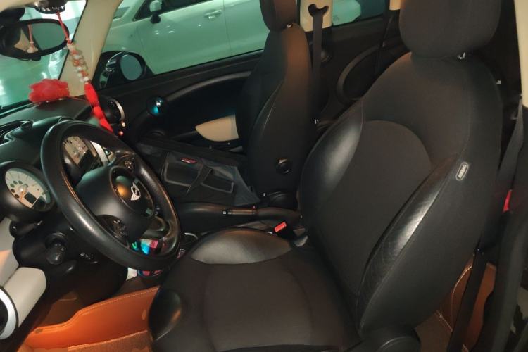 Used MINI Clubman 2011 1.6L COOPER Fun Left Front Seat