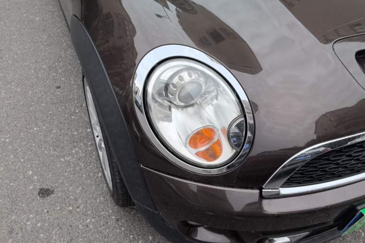 Used MINI Clubman 2011 1.6T COOPER S Right Front Headlight