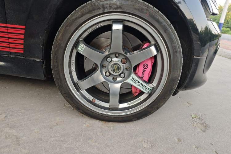 Used MINI Clubman 2011 1.6L ONE Right Front Wheel Hub