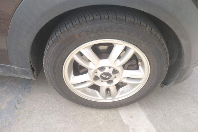 Used MINI Clubman 2011 1.6L ONE Right Front Wheel Hub