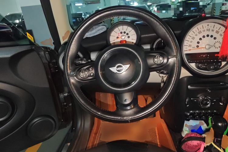Used MINI Clubman 2011 1.6L COOPER Fun Steering Wheel