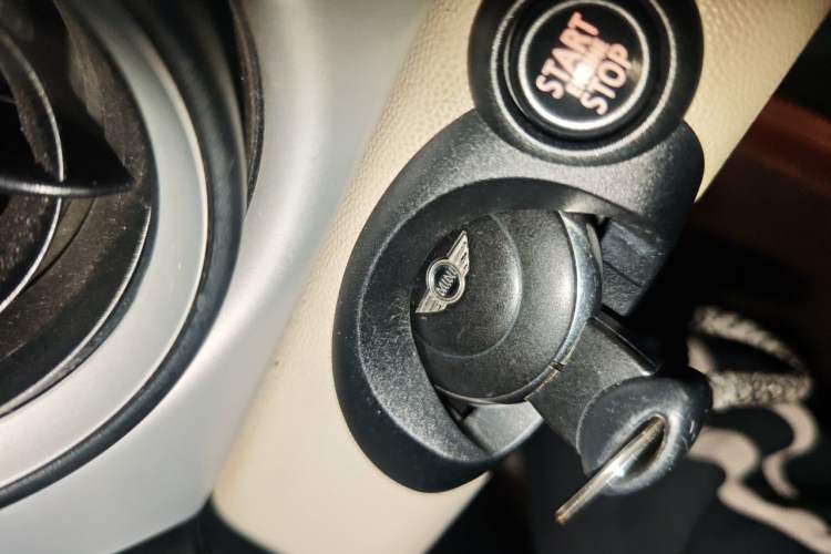 Used MINI Clubman 2011 1.6L COOPER Fun Vehicle Key
