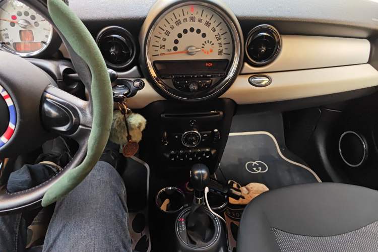 Used MINI Clubman 2011 1.6L ONE Audio And AC Panel
