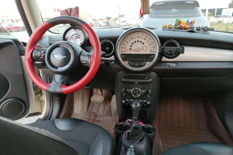 Used MINI Clubman 2011 1.6L COOPER Fun Center Console
