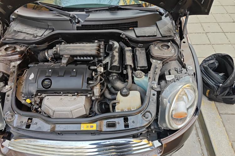 Used MINI Clubman 2011 1.6L ONE Engine Bay Left