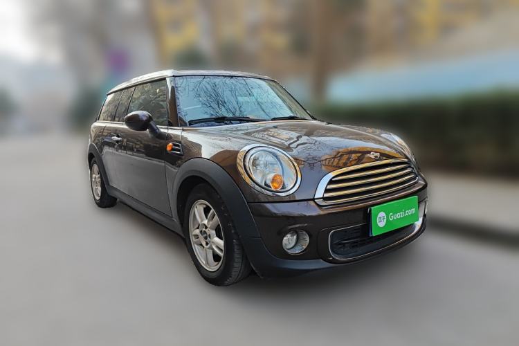 Used MINI Clubman 2011 1.6L ONE Front Right 45 Deg