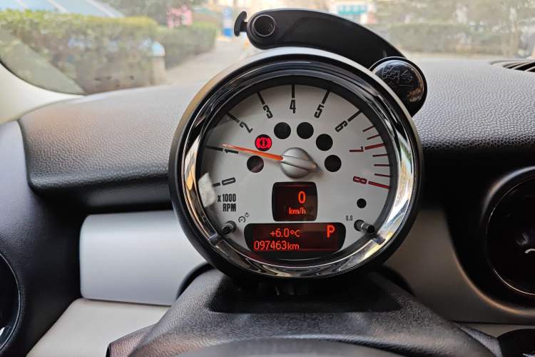 Used MINI Clubman 2011 1.6L ONE Instrument Cluster