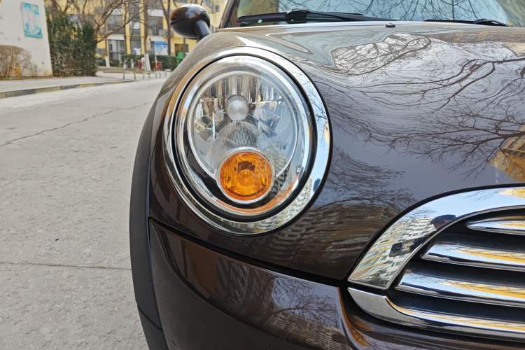 Used MINI Clubman 2011 1.6L ONE Right Front Headlight
